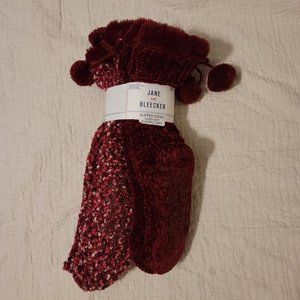 NWT Fuzzy Slipper Socks: 2 Pair